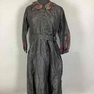 Women’s Black Taffeta Maternity Dress