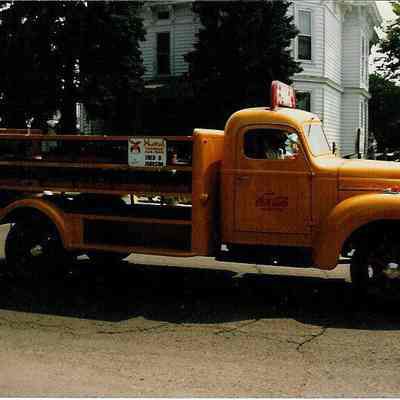 Bears of Blue River Festival Parade 1991