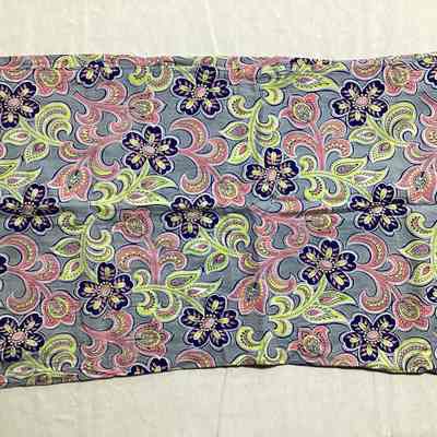 Gray Paisley Feed Bag