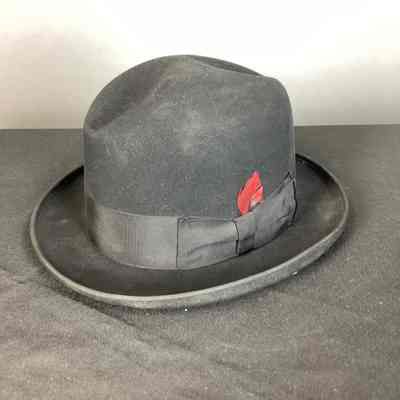 Men’s Black Homberg Hat w/ Red Feather