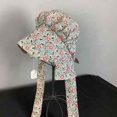 Women's Gray Floral Sunbonnet