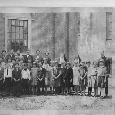 class photo right side view