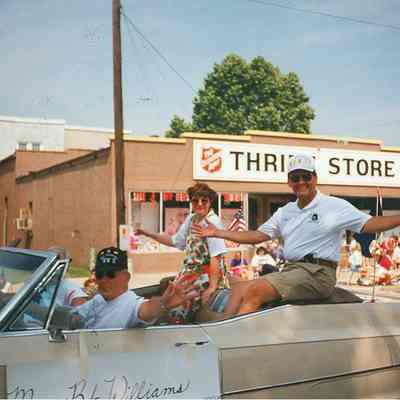 Bears of Blue River Parade