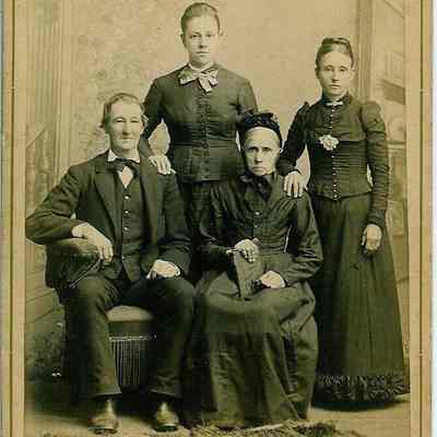 Shut, John and wife, daughters