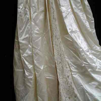 Gown, Wedding, front, close-up