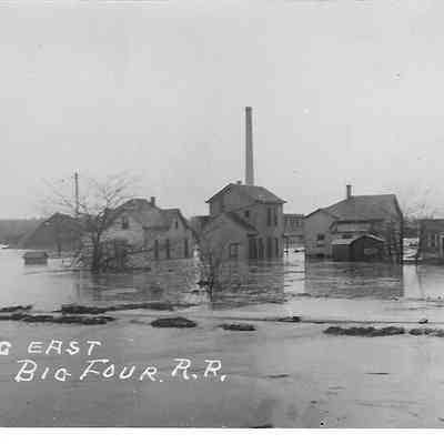  Looking East from Big Four