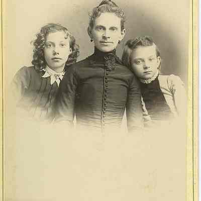 Various Carte-de-Visite