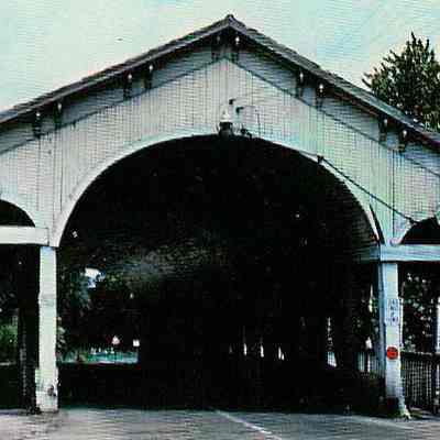  Vine Street Bridge, Shelbyvil