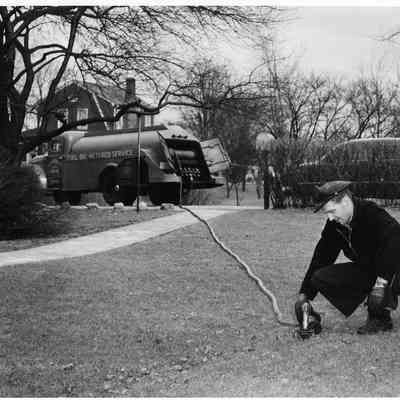  Hites Oil Company/262 E. Broadway