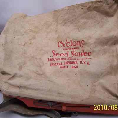 Seed Spreader, View 5