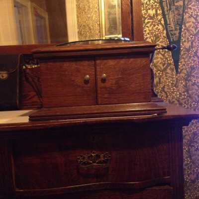 Phonograph