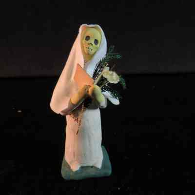 Day or dead figure