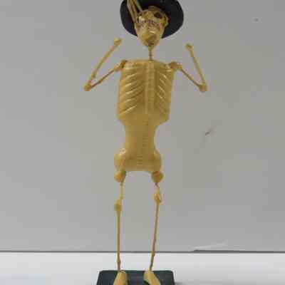 "Skeleton mariachis"
