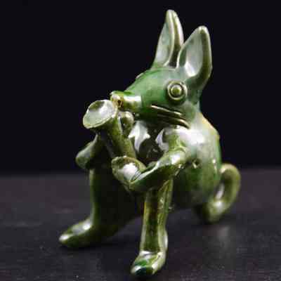 Figurine