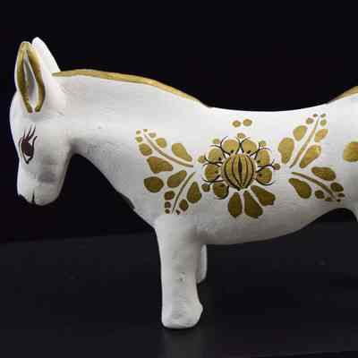 Figurine