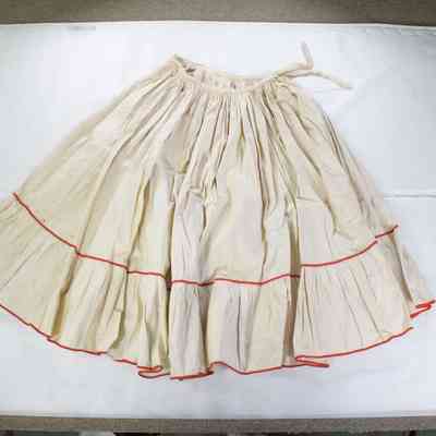 Rarámuri woman's blouse, skirt, and headband set