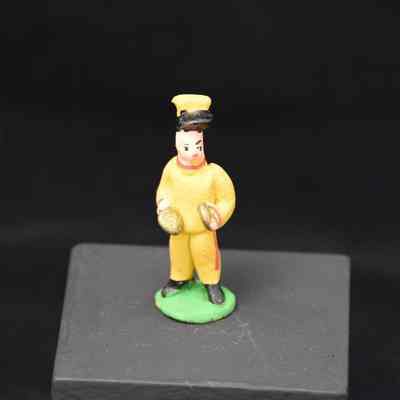 Clay musician figures