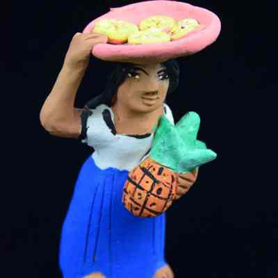 Figurines