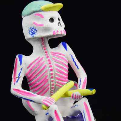 Figurine