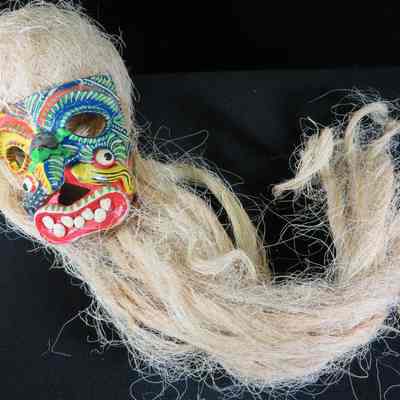Dance of the Tastones Mask
