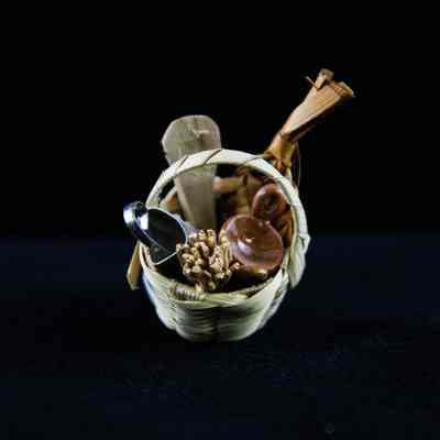 Figurine
