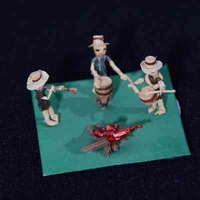 Miniature musician