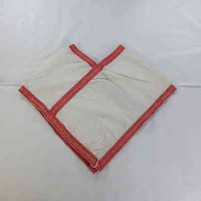 Nahua quexquemitl garment