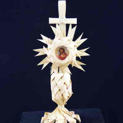 Holy Week Ornament