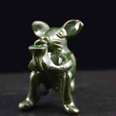 Figurine