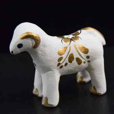 Figurine