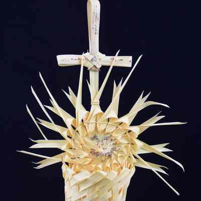 Holy Week Ornament