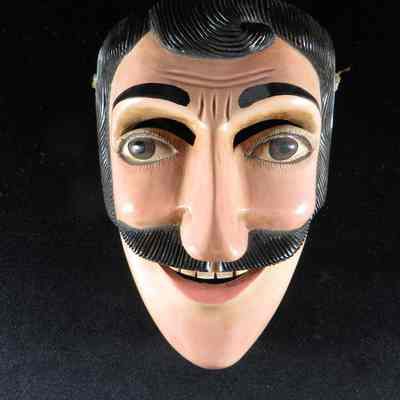 Catrin mask