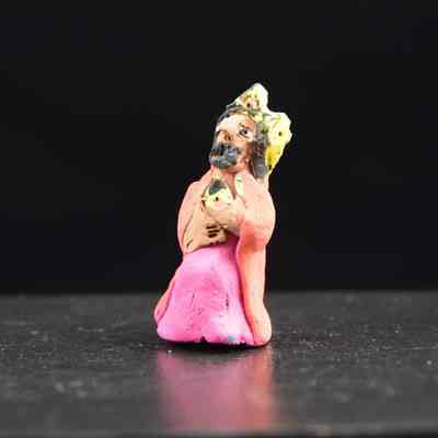 Figurine