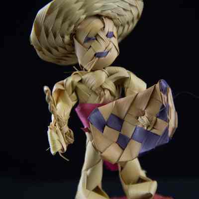 Figurine
