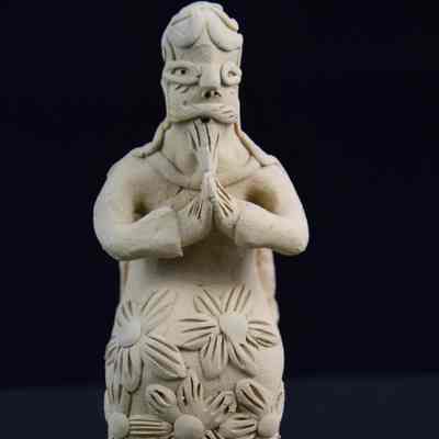 Figurine