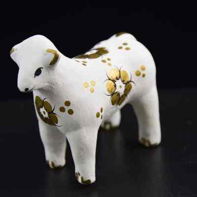 Figurine