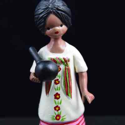 "Woman with Yalalag"
