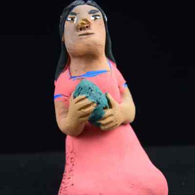 Figurine