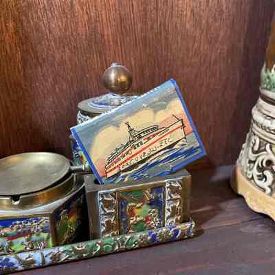 Chinook matchbook