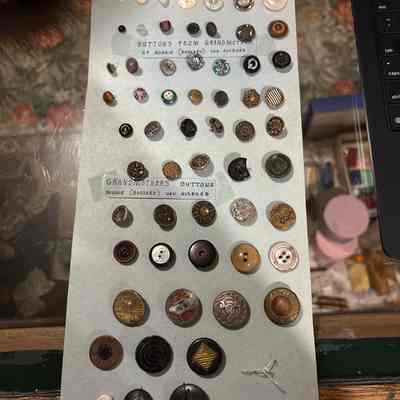 Buttons