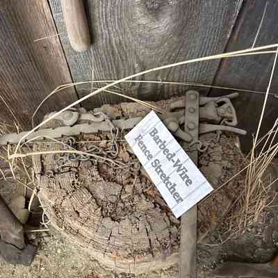 Barbed Wire Fence Stretcher