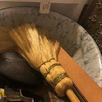 Duster/ Brush