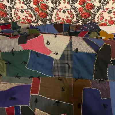 Multicolor cover coverlet