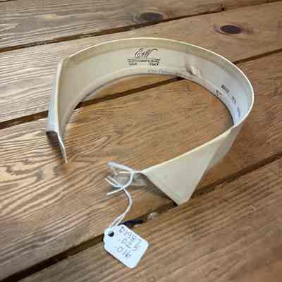 White dress collar