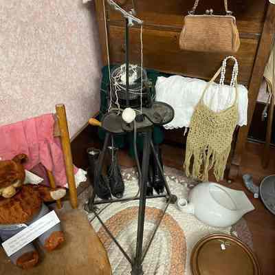 Sewing contraption