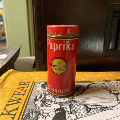 Paprika Container
