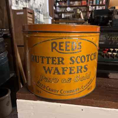Reed’s Wafer Cookie Tin