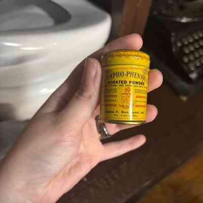 Campho-Phenique Borated Powder