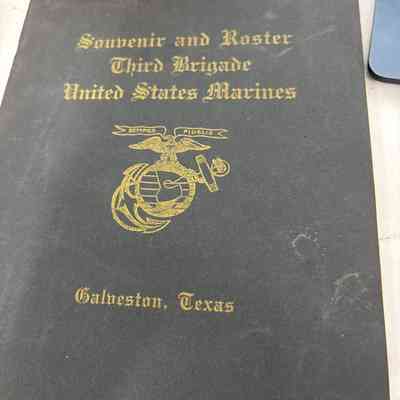 Souvenir & Roster Marines