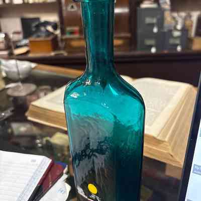 Agua Glass Bottle